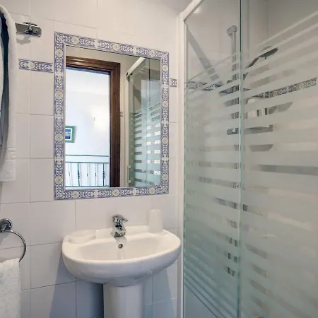 El Gallo Hostel